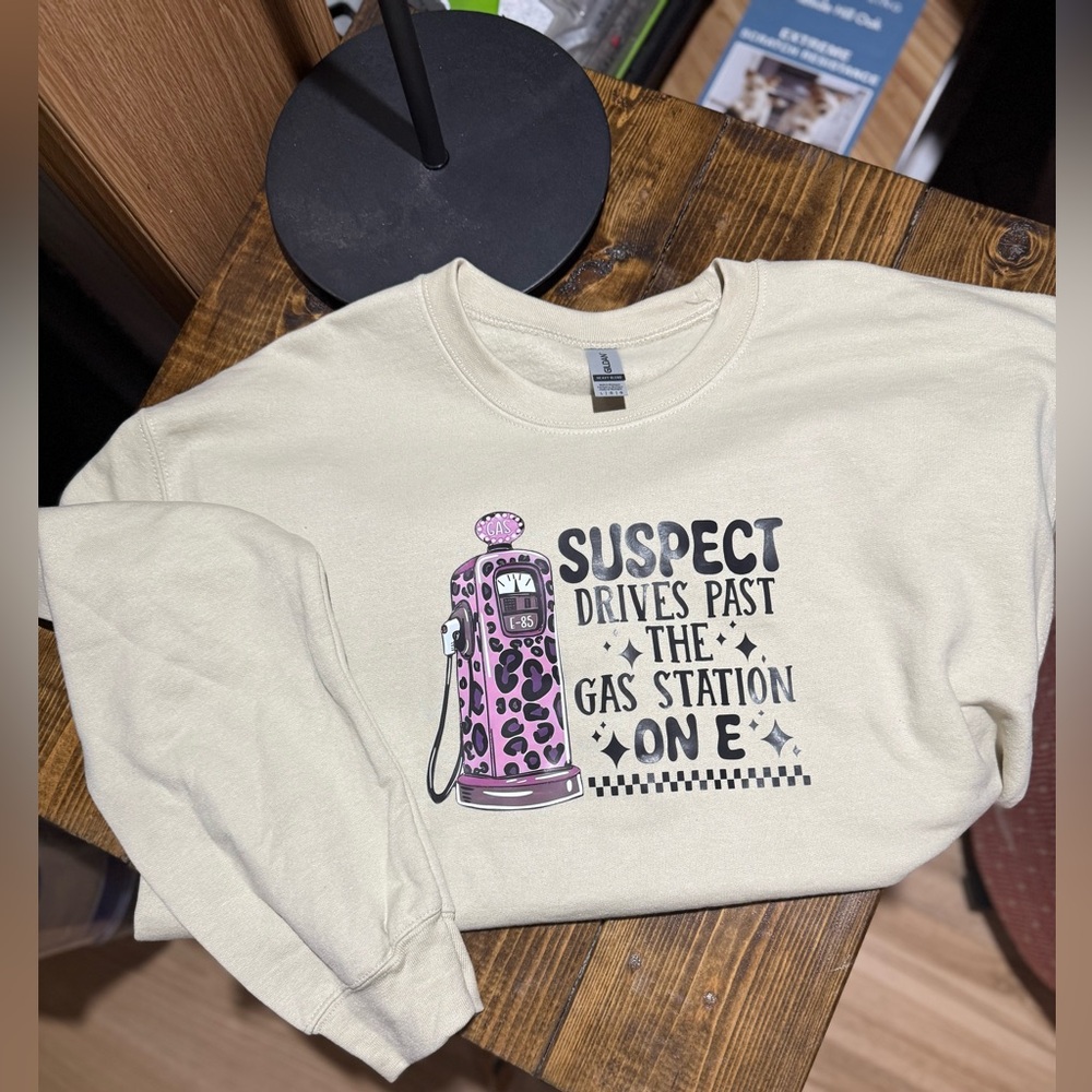 Gildan Cream Sweater with Pink Graphic